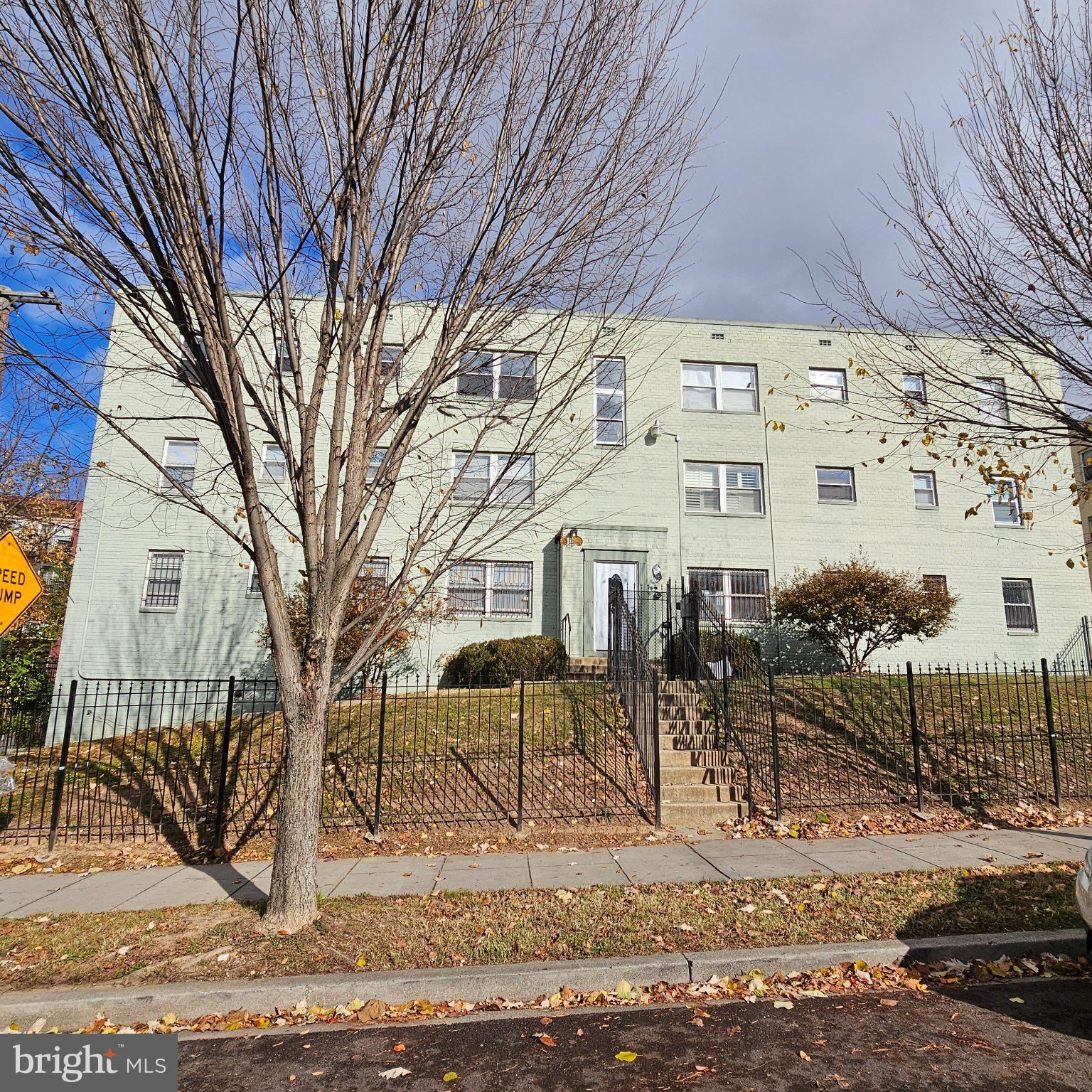 4800 C STREET SE 102 in Washington, DC