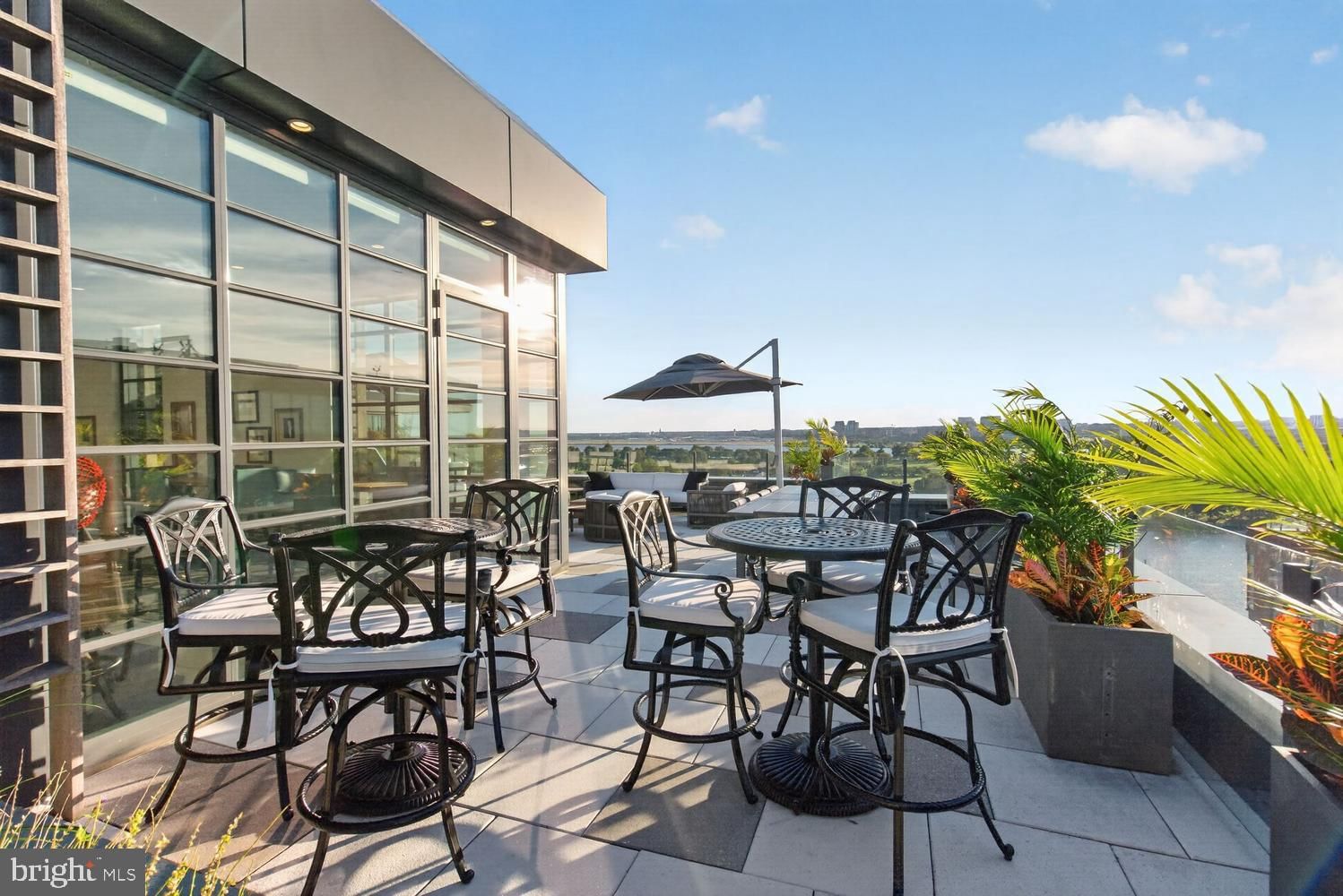 45 SUTTON SQUARE SW #PH01 photograph