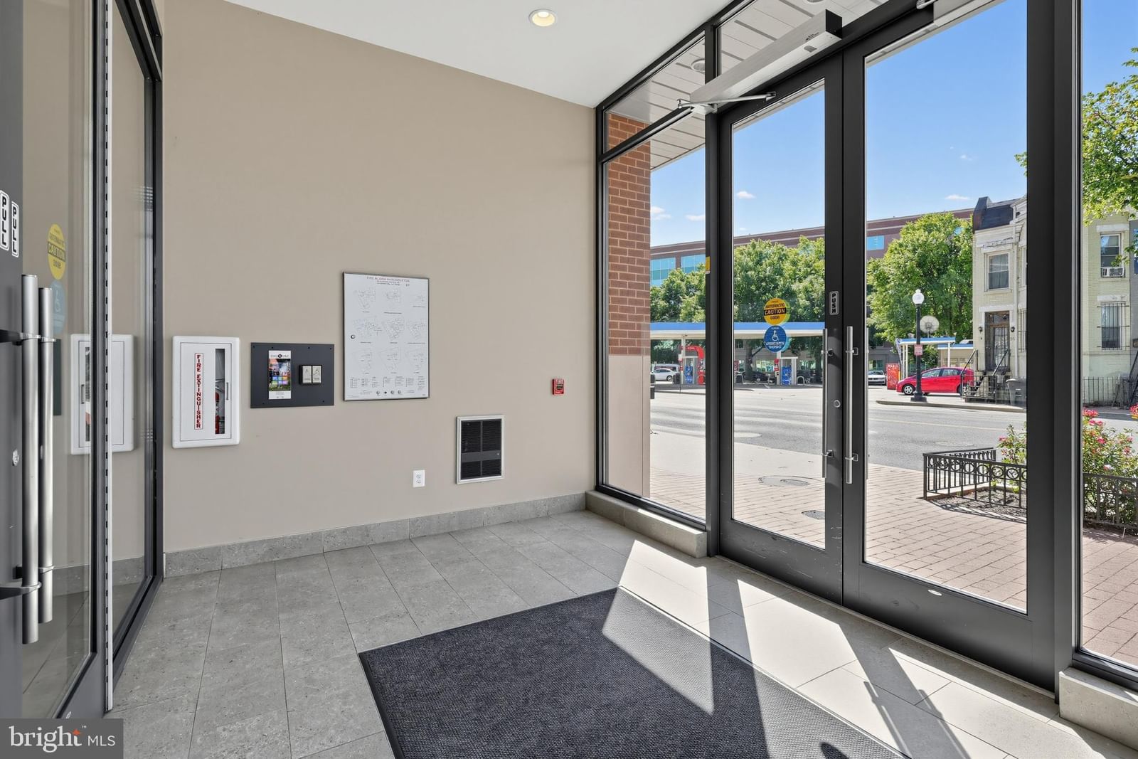 50 FLORIDA AVENUE NE #511 photograph