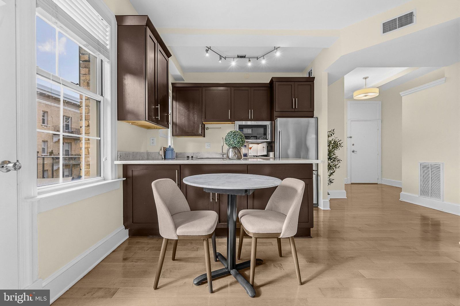 1401 COLUMBIA ROAD NW #317 photograph