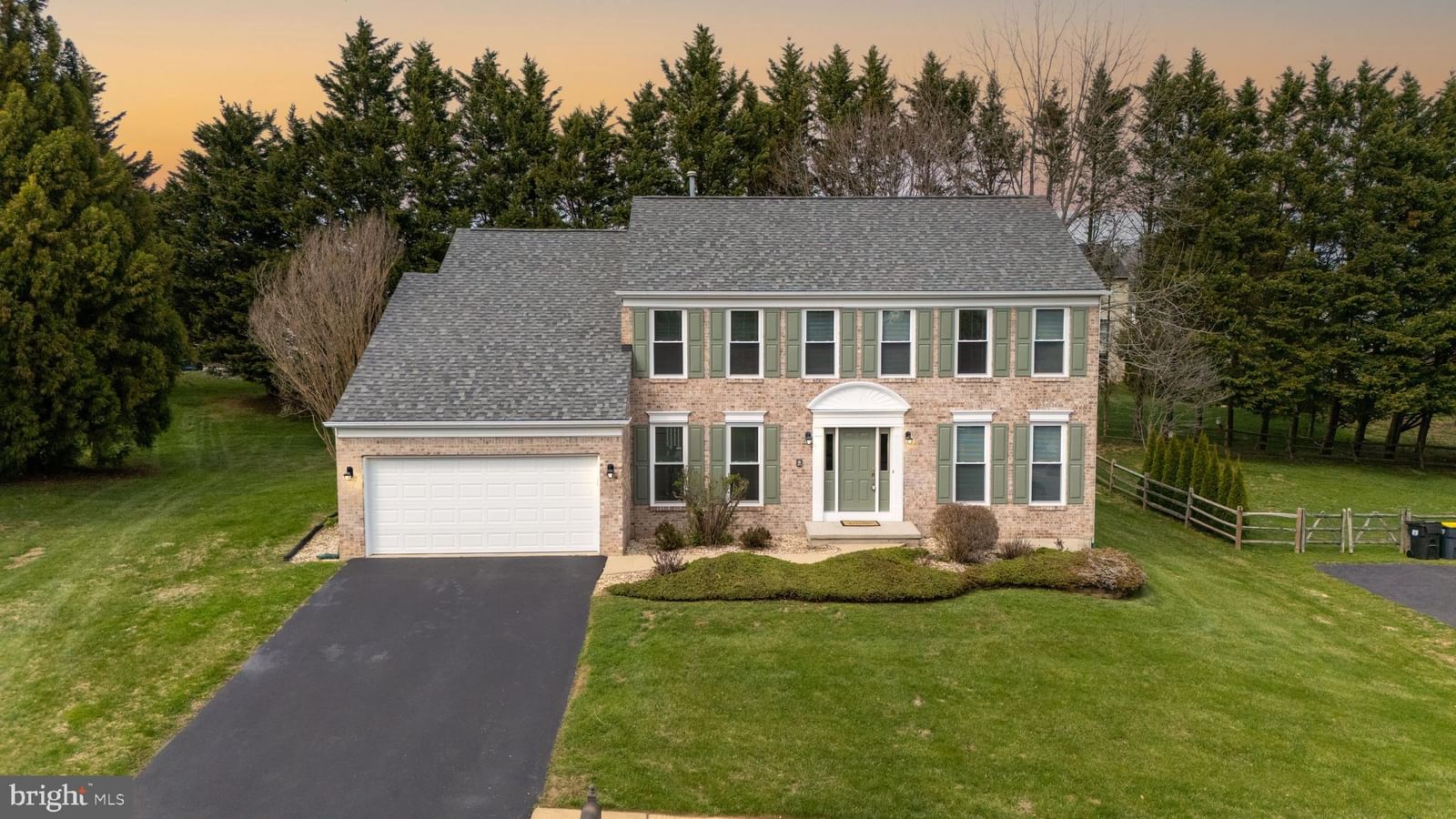 33 HUMMINGBIRD LN, NEWARK 19711, DE