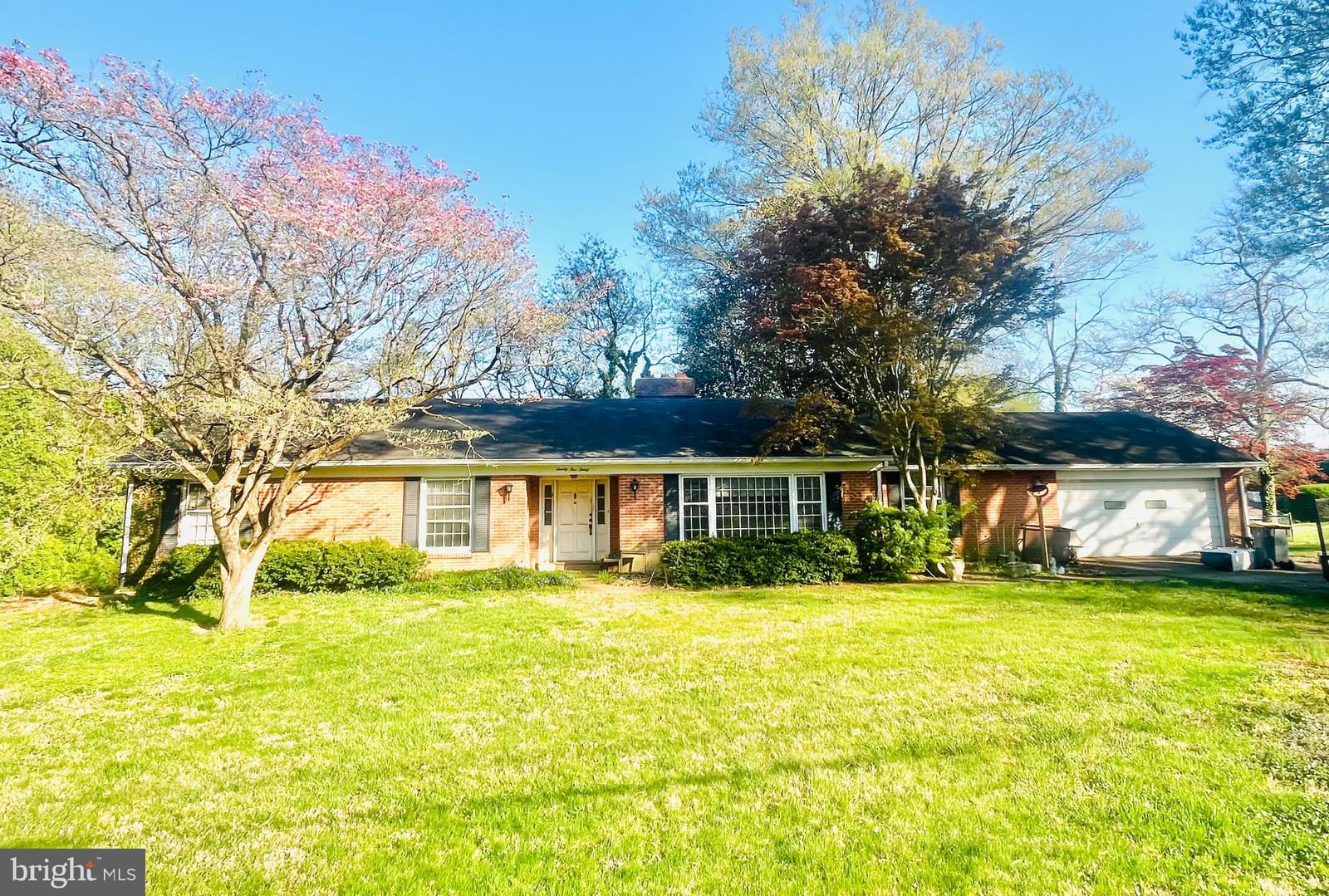 2530 VETERANS DR, WILMINGTON 19810, DE