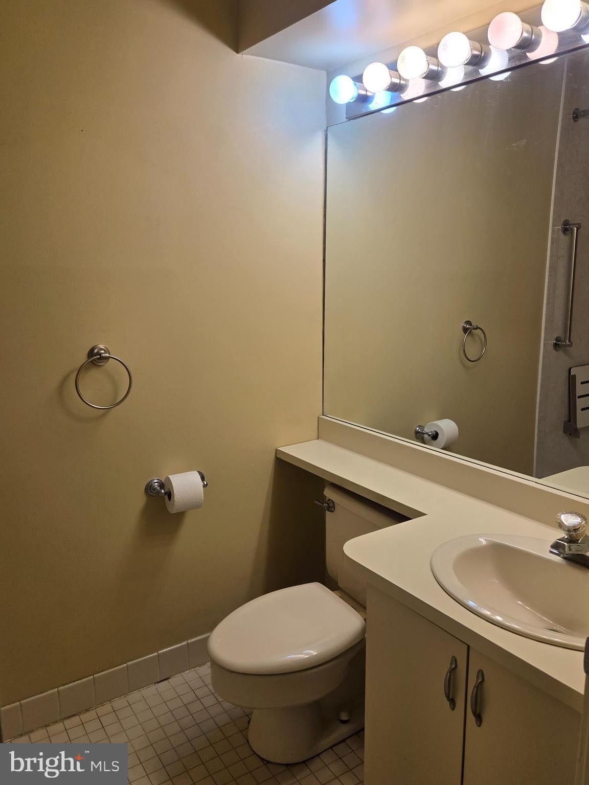 5209 LE PARC DRIVE #38 photograph