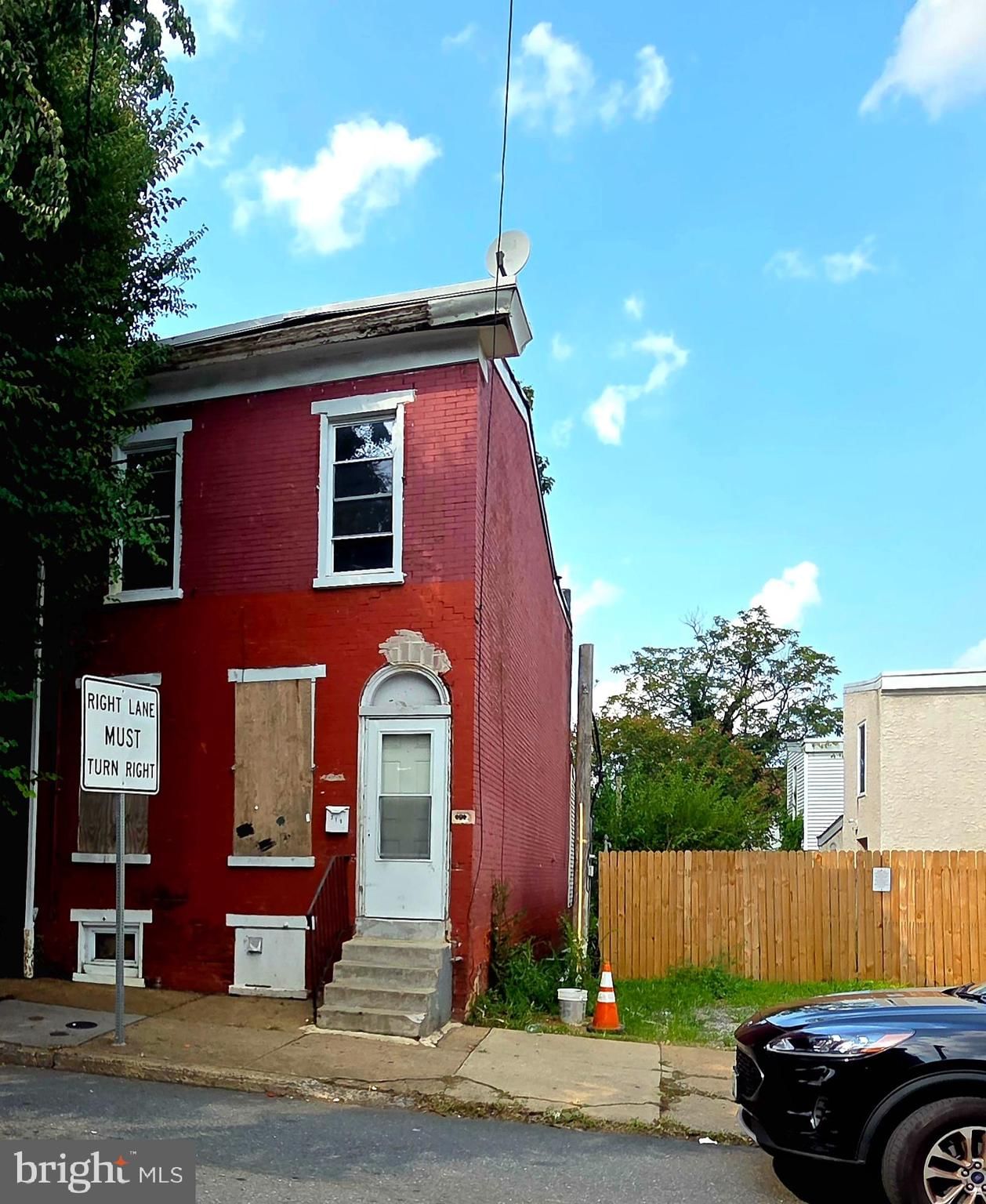 319 E 10TH ST, WILMINGTON 19801, DE
