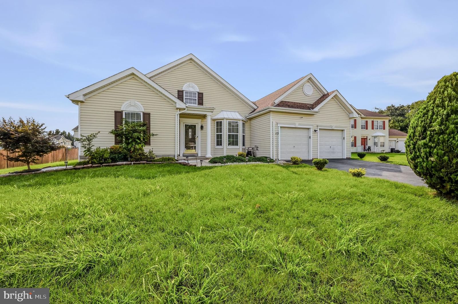 235 RIVEREDGE DR, NEW CASTLE 19720, DE