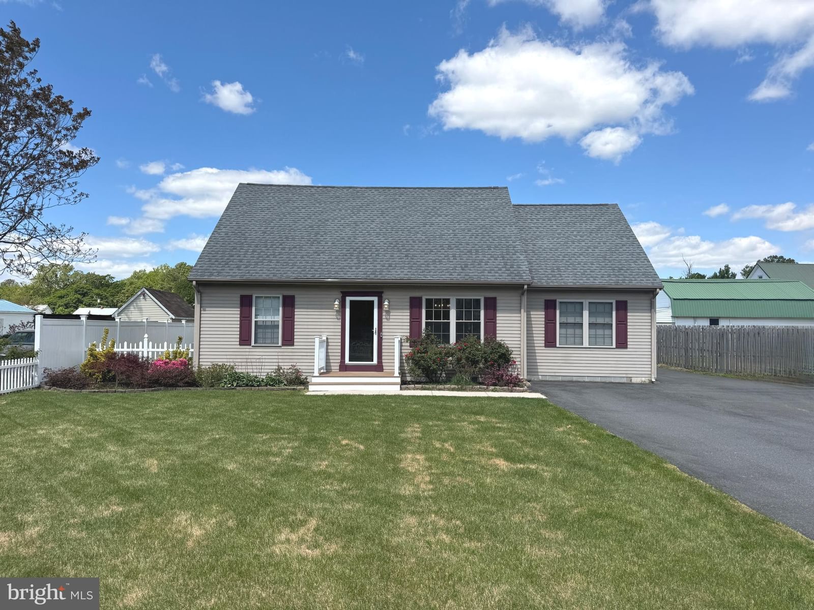 31536 WHITE ST, LAUREL 19956, DE