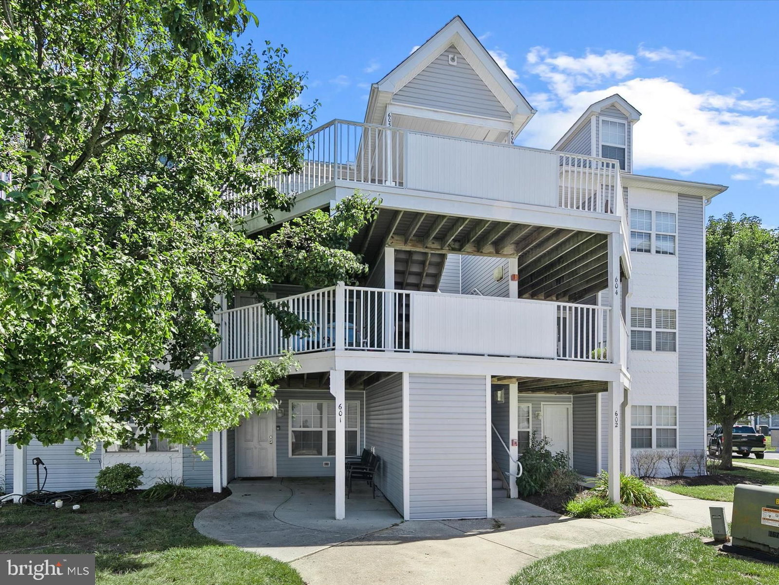 30384 CROWLEY DRIVE #605 photograph