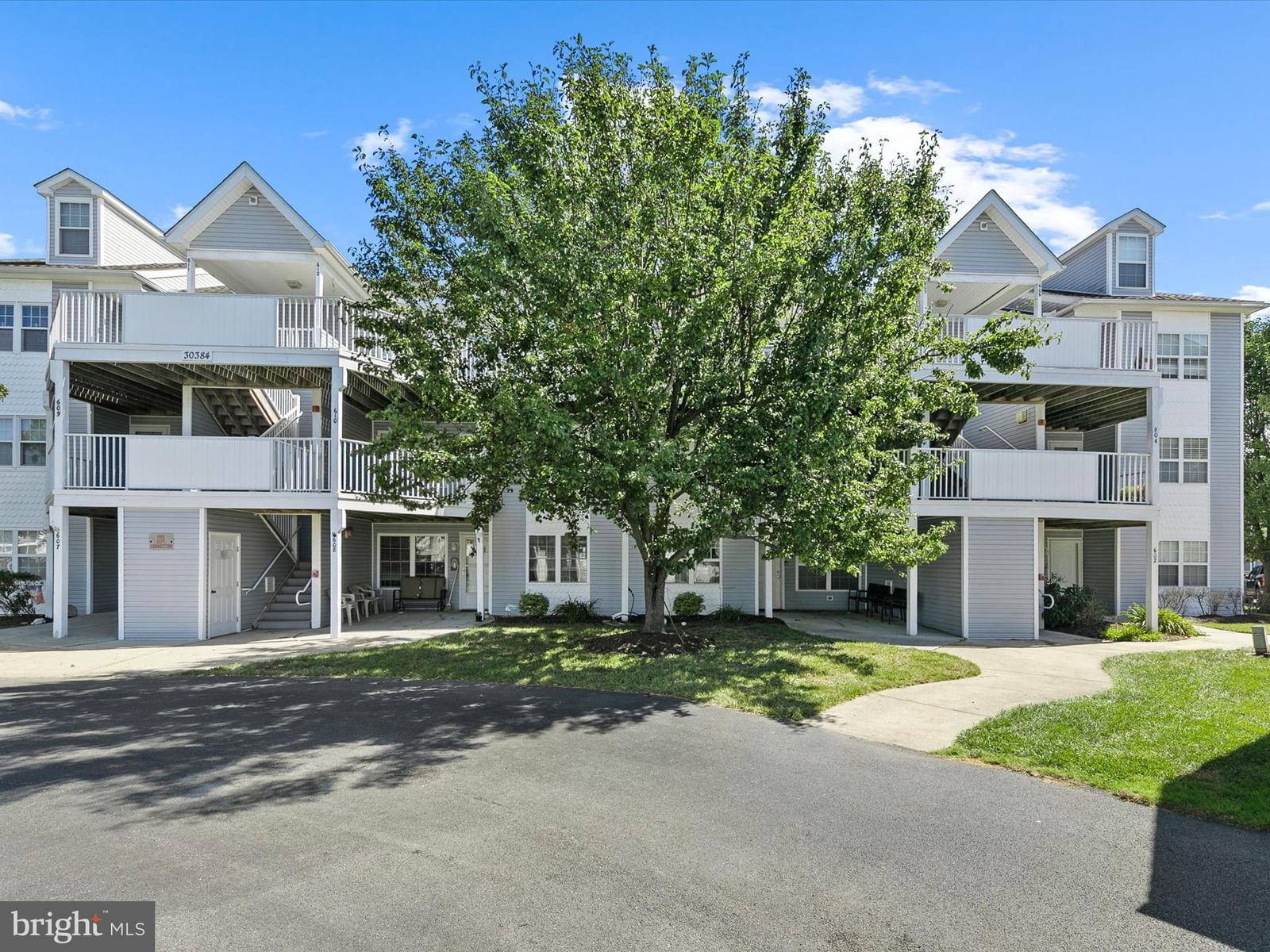 30384 CROWLEY DRIVE #605 photograph