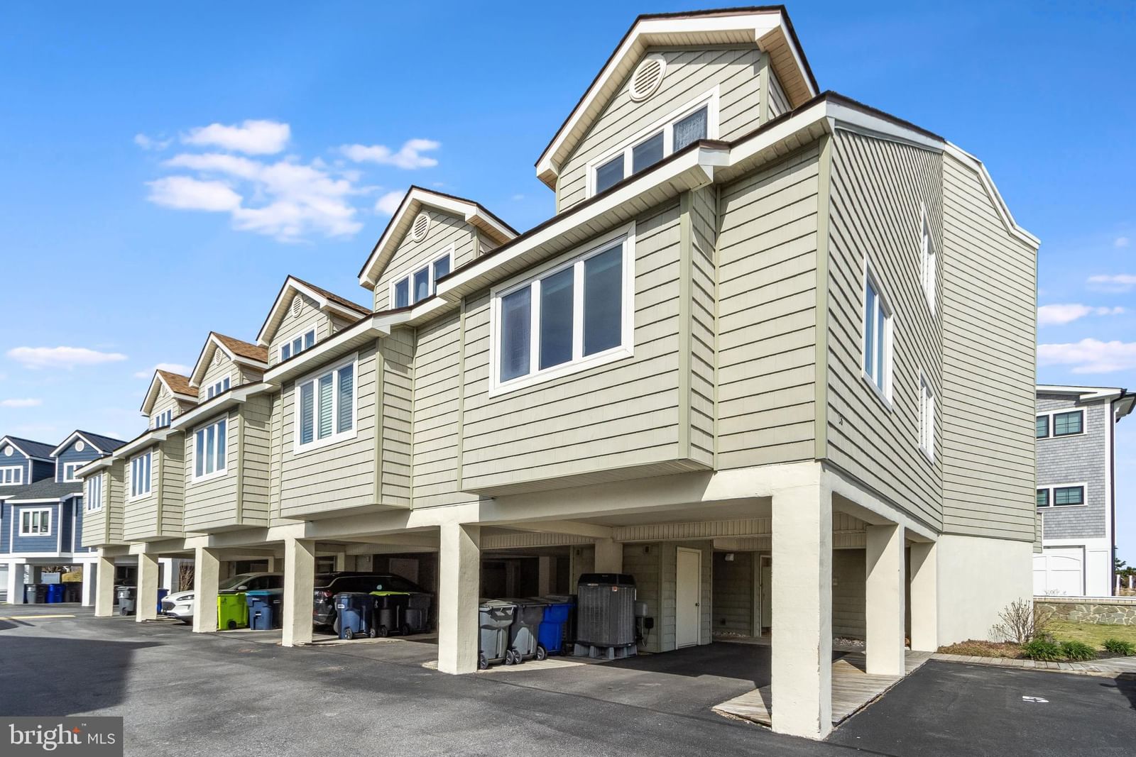 13 CLAYTON ST, DEWEY BEACH 19971, DE