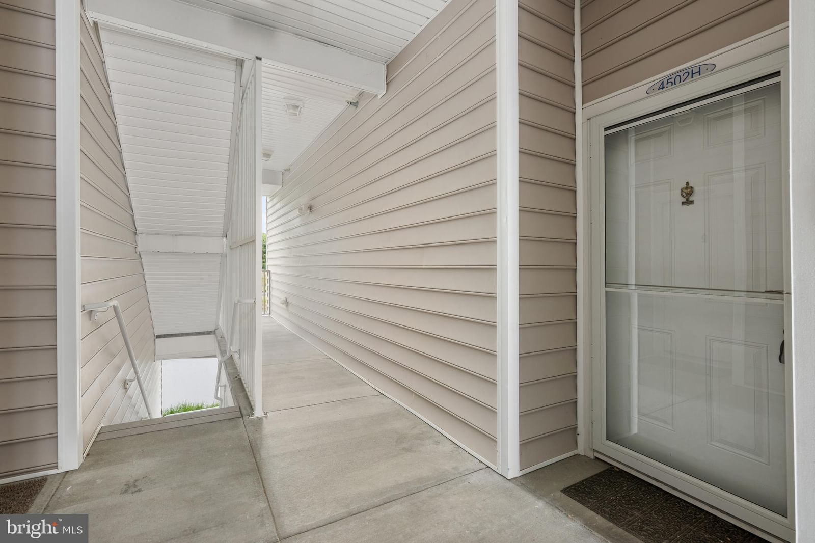 4502 SUMMER BROOK WAY #H photograph