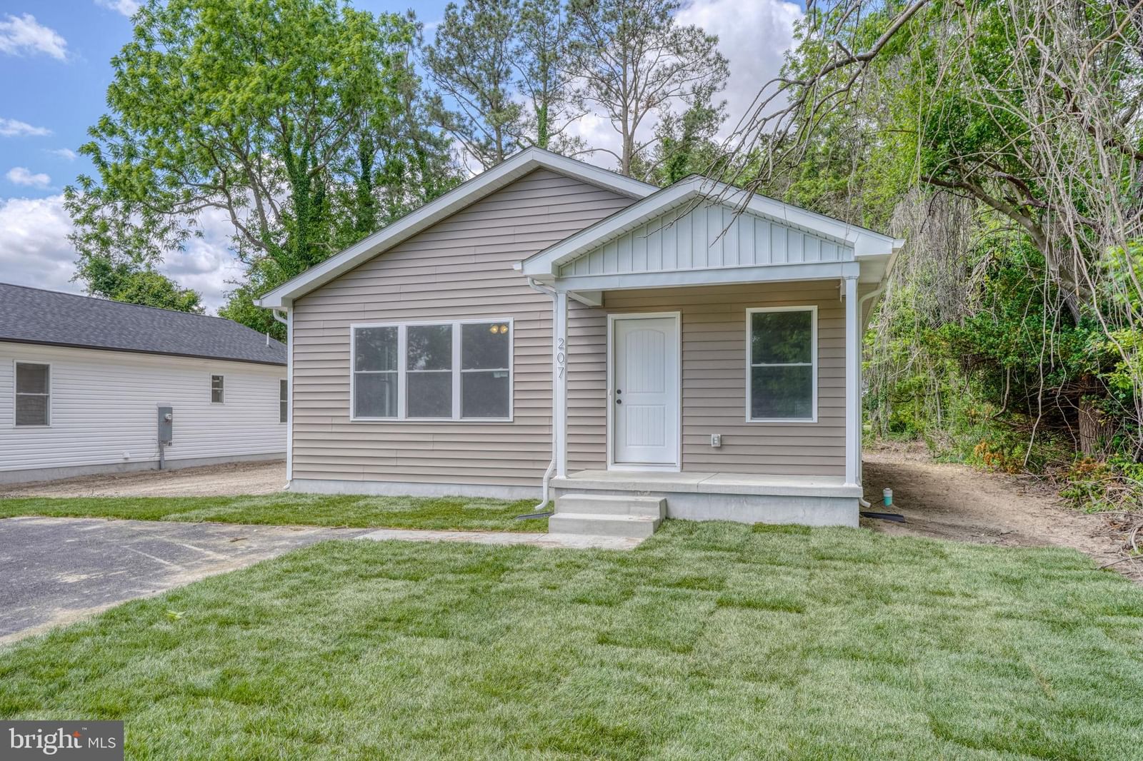 207 CHARLES WAY, GEORGETOWN 19947, DE
