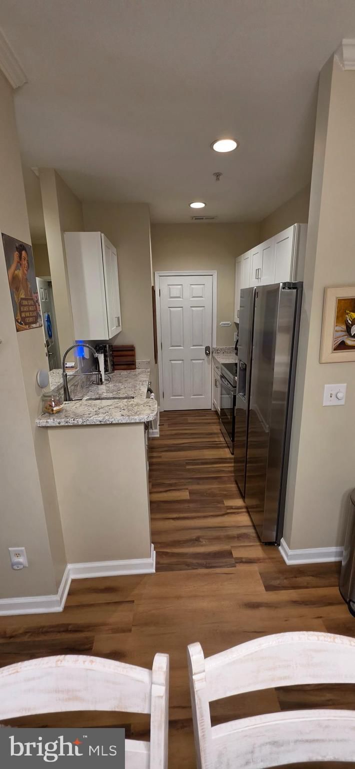 400 CASCADE LANE #405 photograph