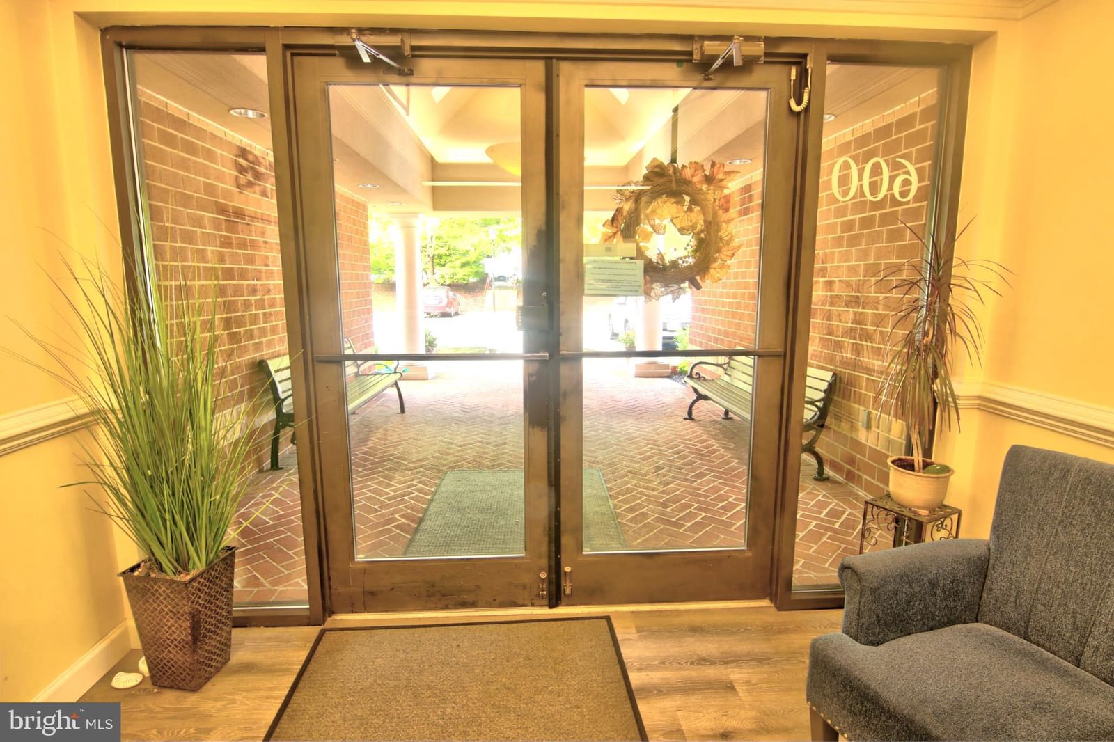 600 MCKINSEY PARK DRIVE #102 photograph