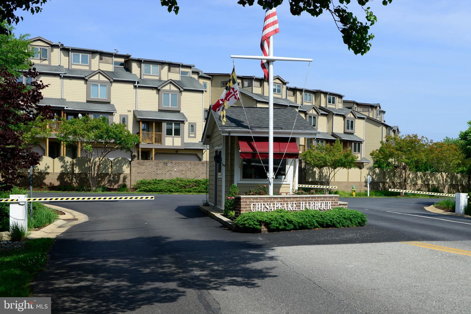 2010 QUAY VILLAGE COURT #101 photograph
