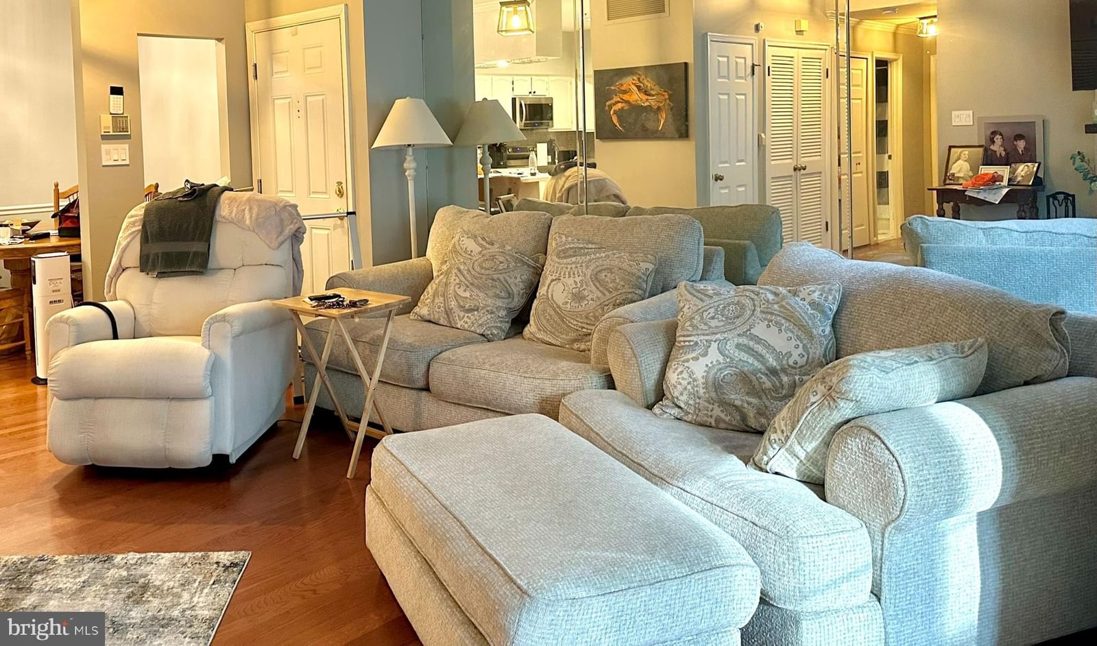 2700 SUMMERVIEW WAY #6104 photograph