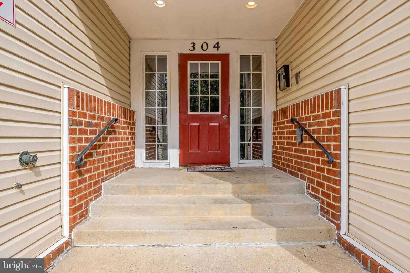 304 JUNEBERRY WAY #UNIT #2B photograph