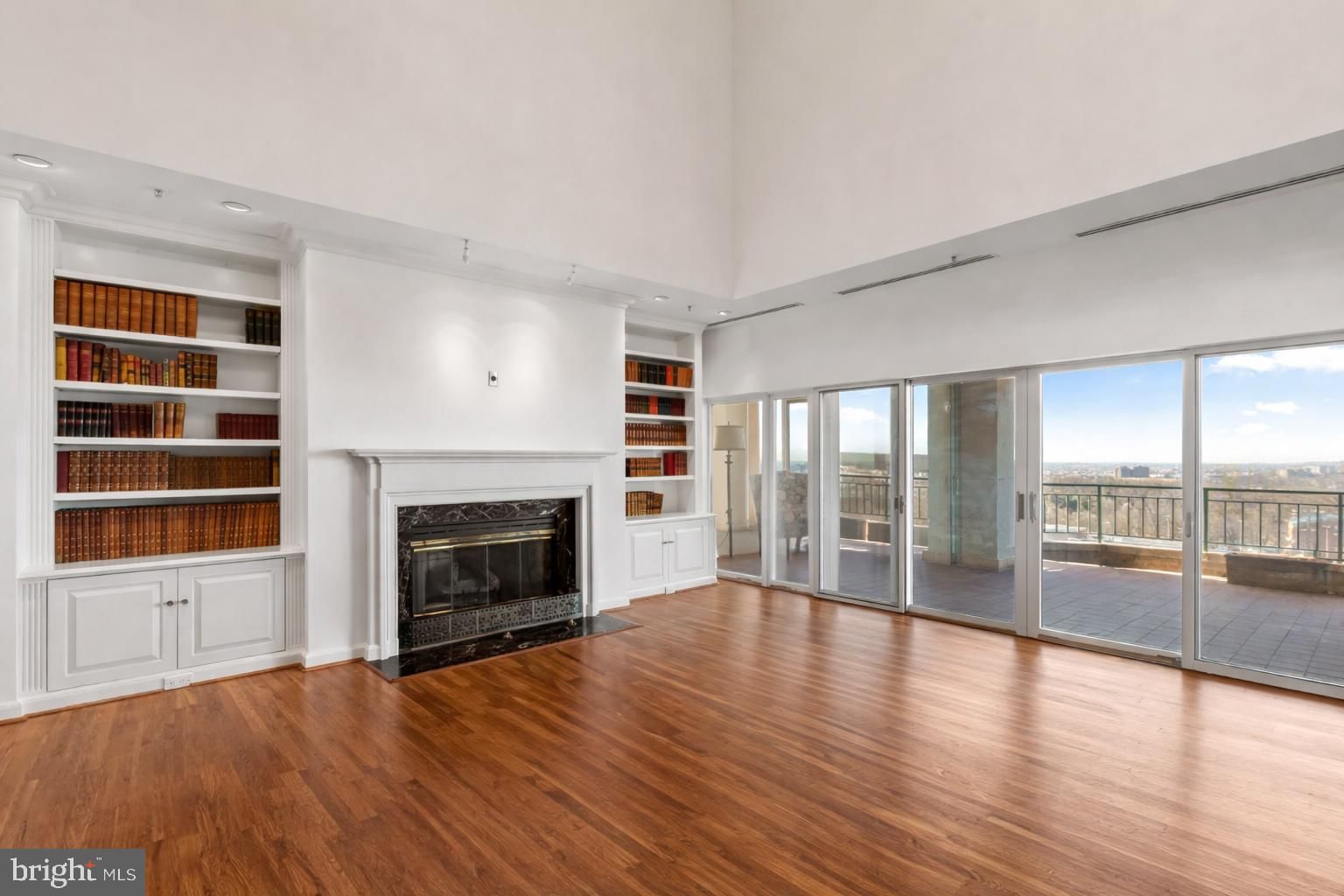 3801 CANTERBURY ROAD #1104 photograph