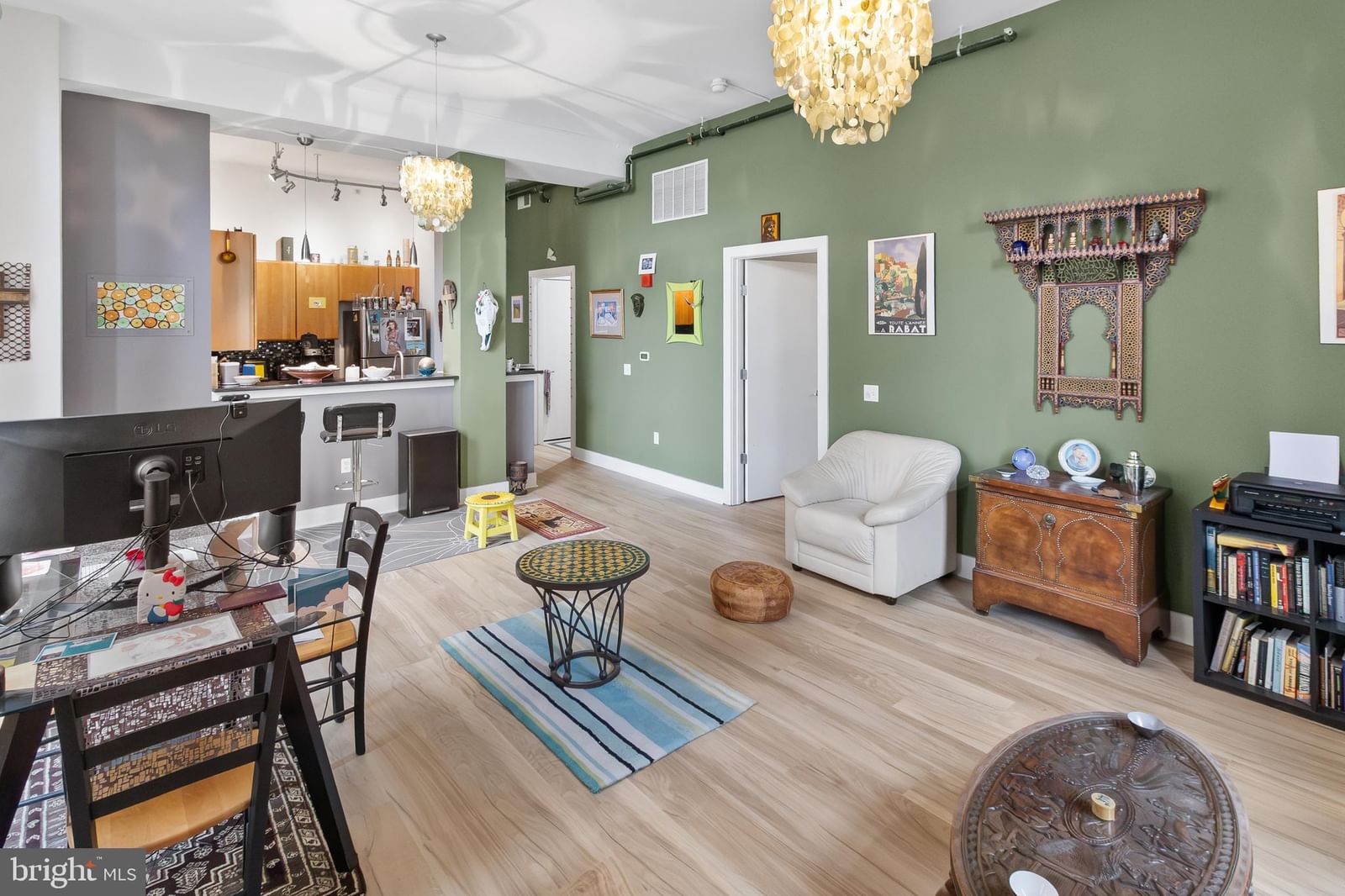 22 S HOWARD STREET S #R-503 photograph