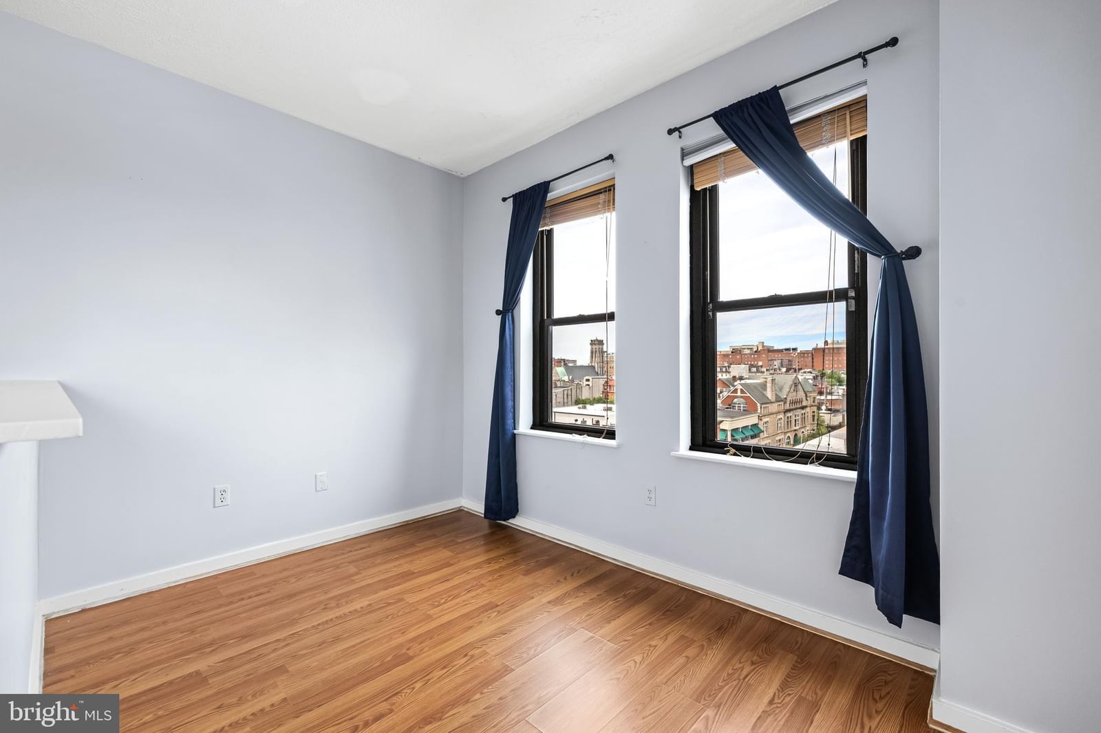 1001 SAINT PAUL STREET #8B photograph