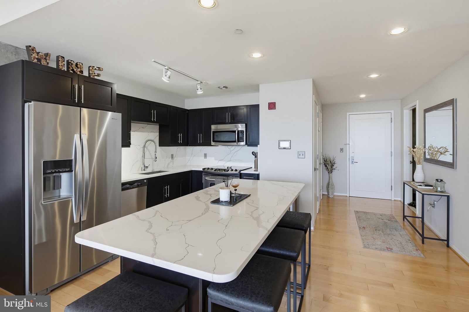1200 STEUART STREET #630 photograph
