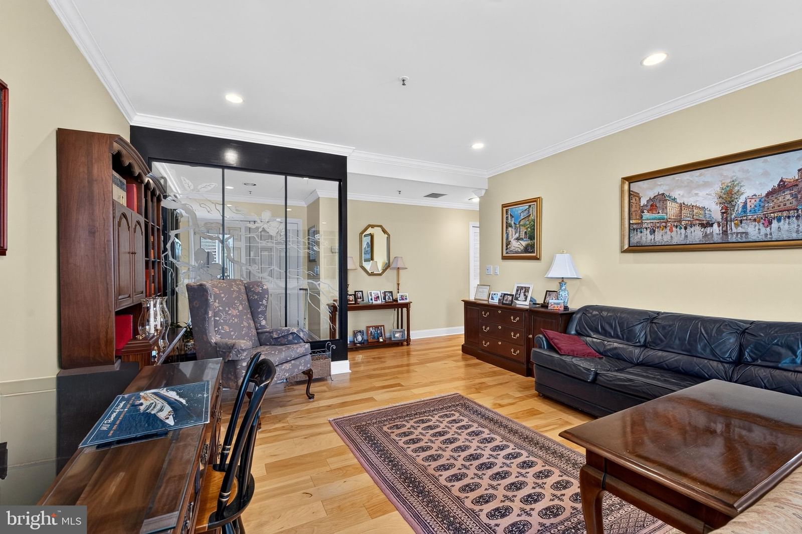 10 E LEE STREET #1709 photograph