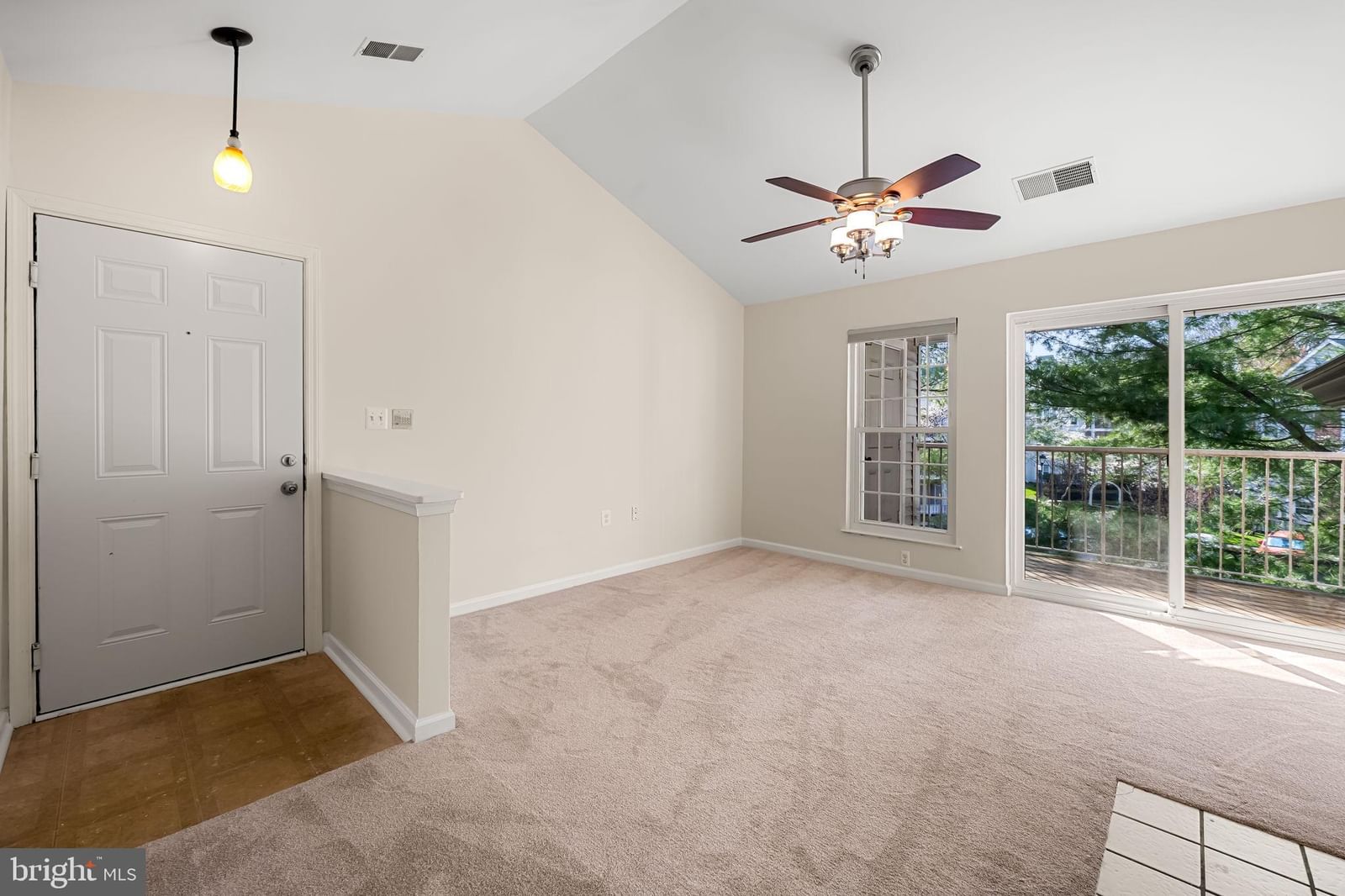 4402 SILVERBROOK LANE #D302 photograph
