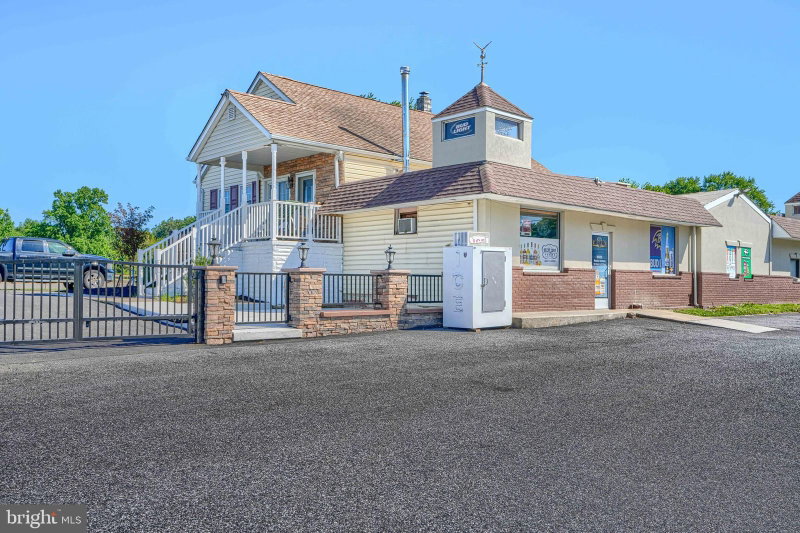 10100 BIRD RIVER ROAD