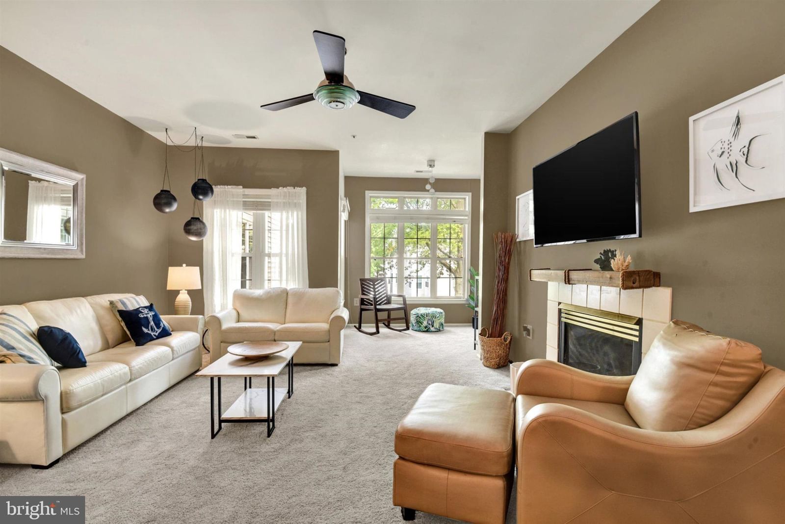 8807 GROFFS MILL DRIVE #8807 photograph