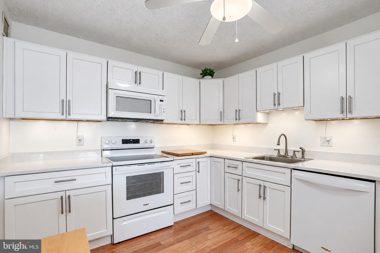 205 E JOPPA ROAD E #2506 photograph