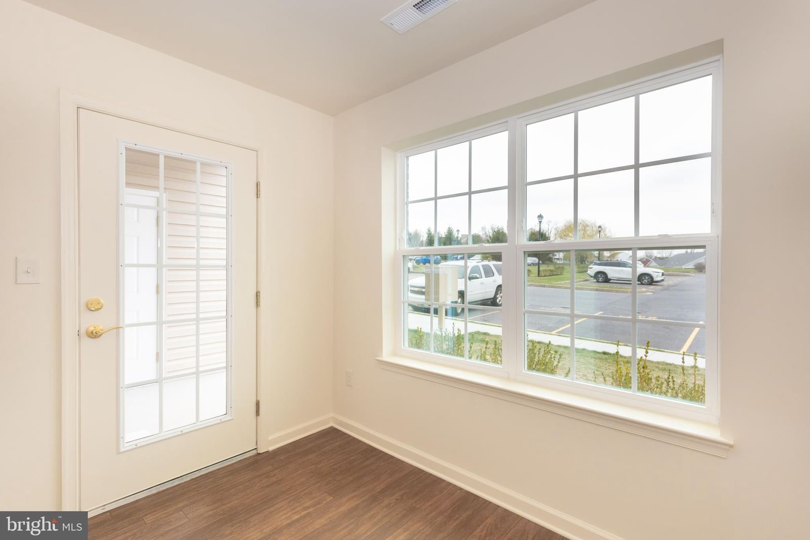 820 WEMBLEY DRIVE Dr #2A photograph