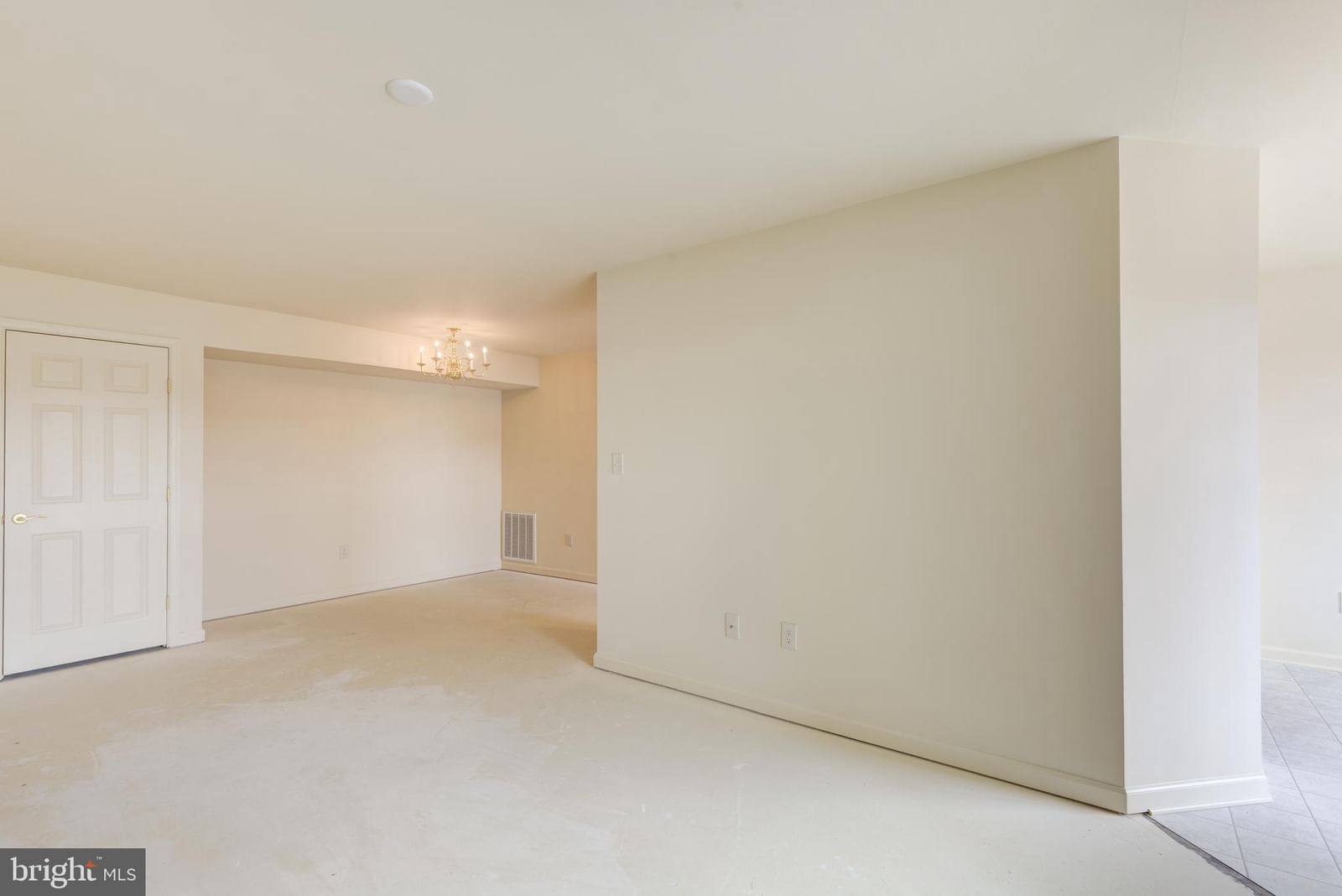 820 WEMBLEY DRIVE Dr #2D photograph