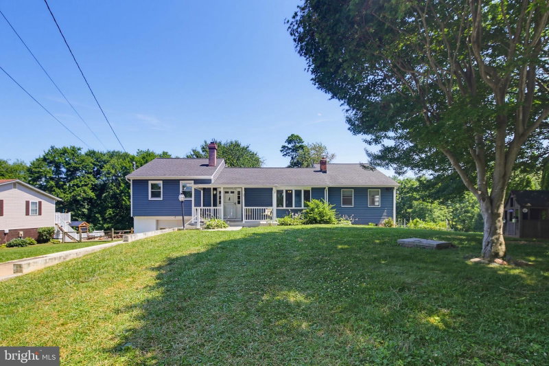 4307 HOWARD DRIVE