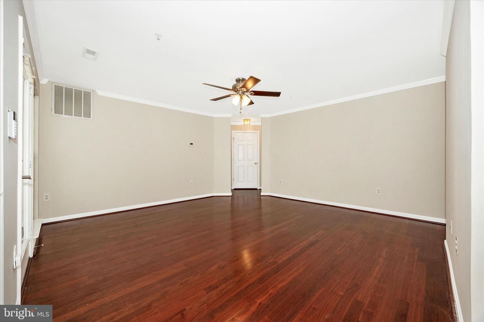 2509 SHELLEY CIRCLE #5 TB photograph