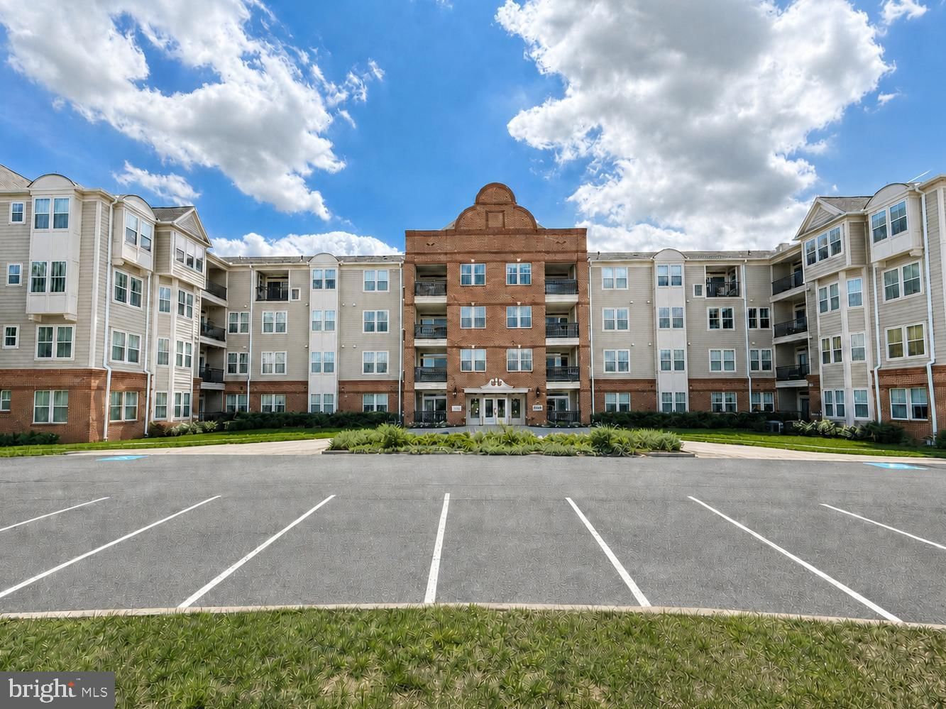 3030 MILL ISLAND PARKWAY #113 photograph