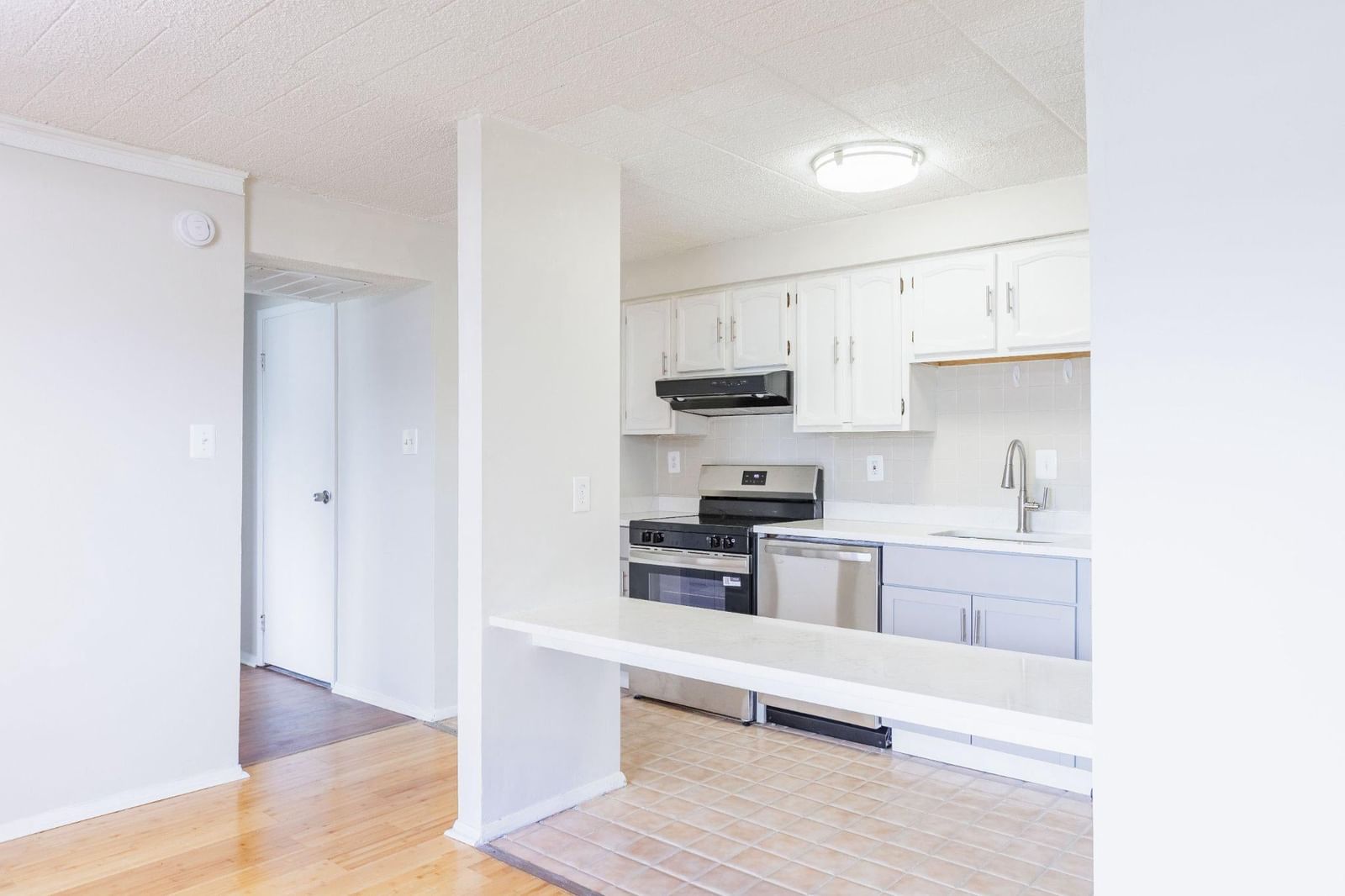 999 HEATHER RIDGE DRIVE #2A photograph