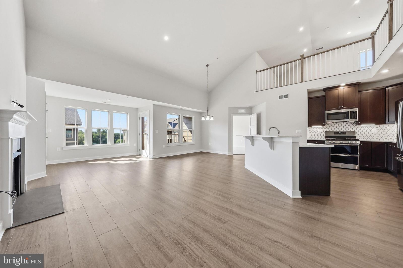 3510 STARLIGHT STREET #401 photograph