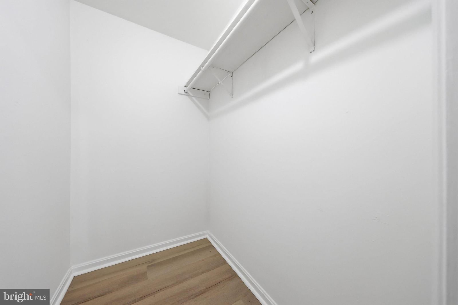 1403 KEY PARKWAY #102A photograph
