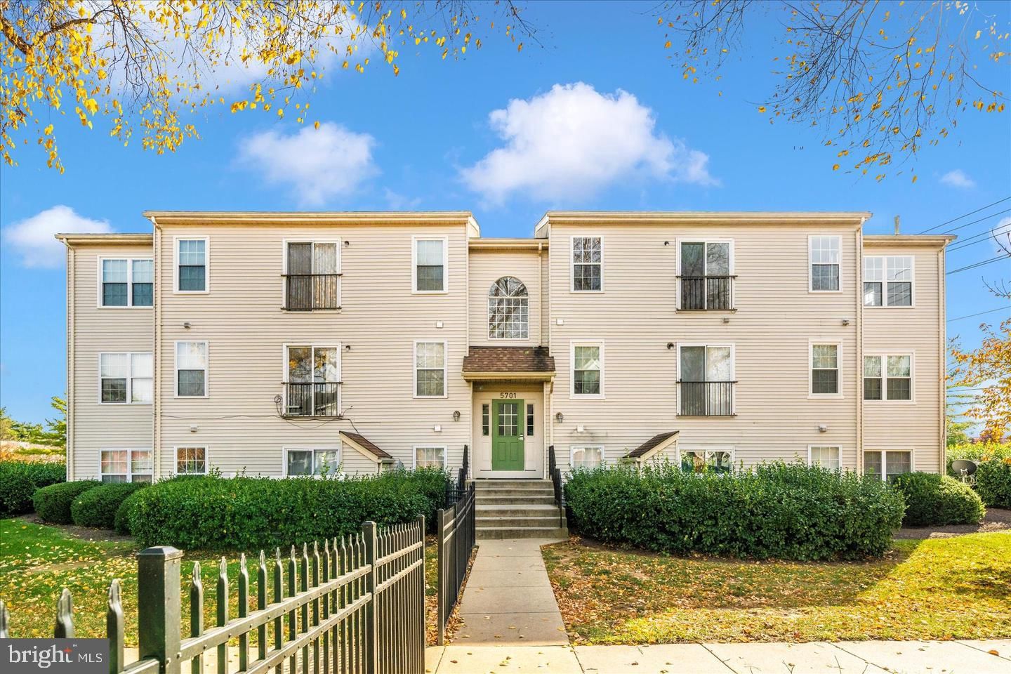 5701 LAVENDER PLAZA J in Frederick, MD