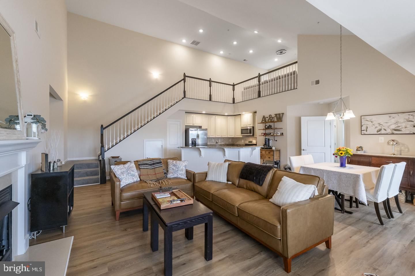 6521 WALCOTT LANE #402 photograph