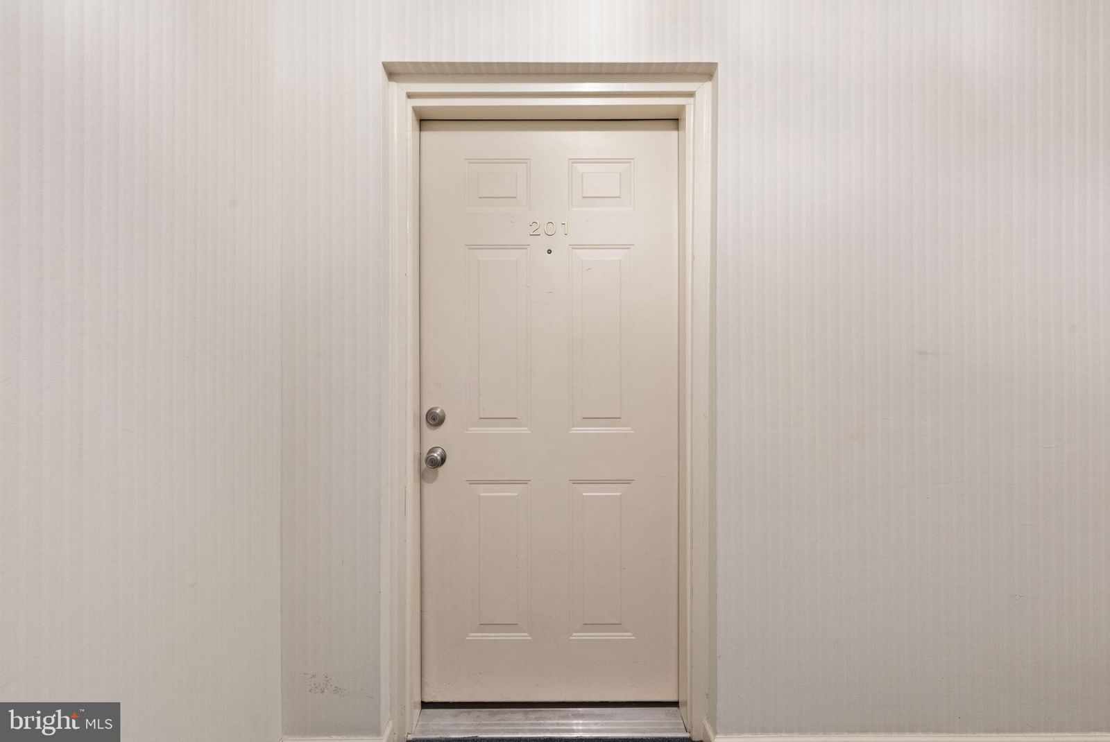 1206 BRAMBLE WOOD COURT #201 photograph