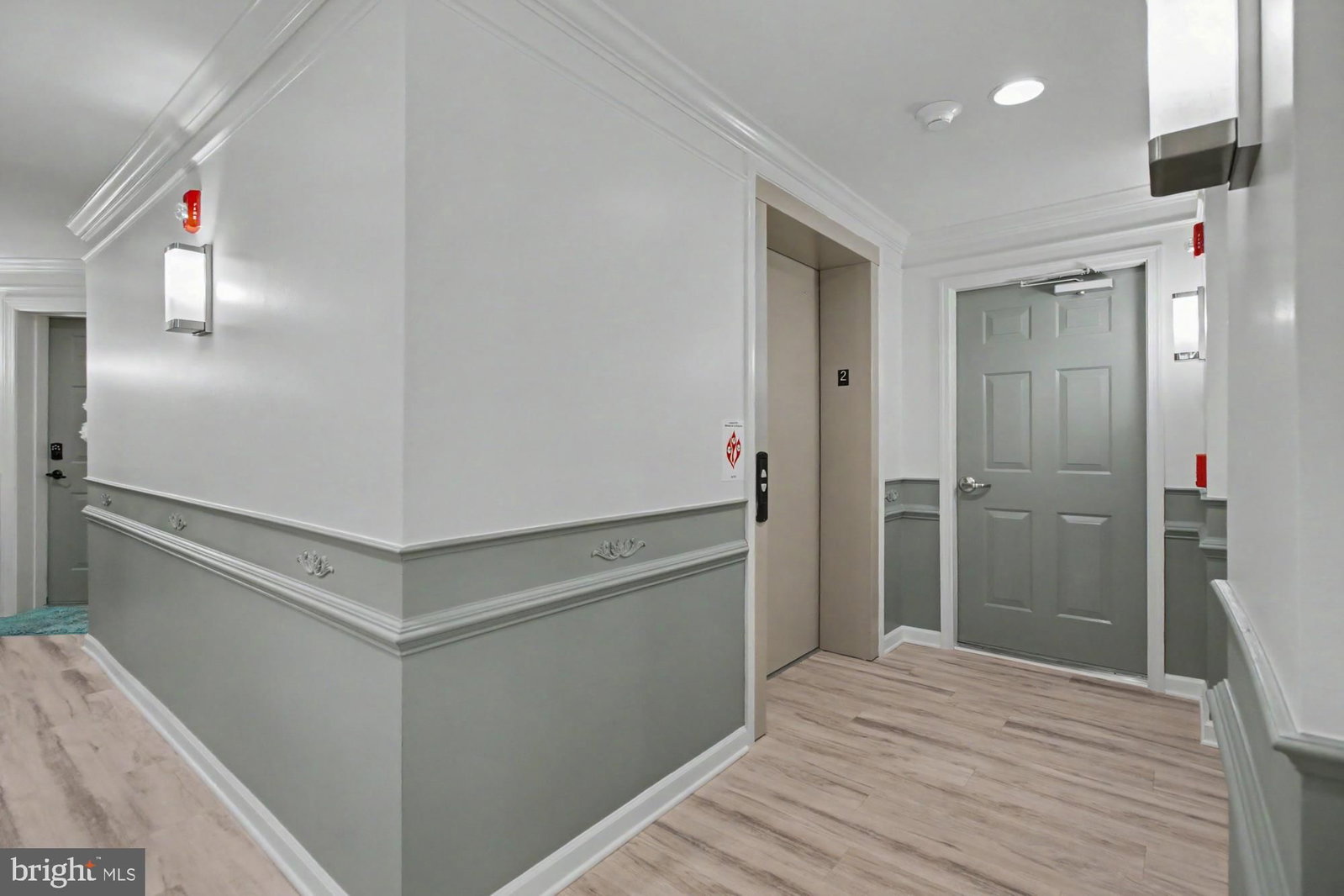 259 BECKENHAM CIRCLE #201 photograph