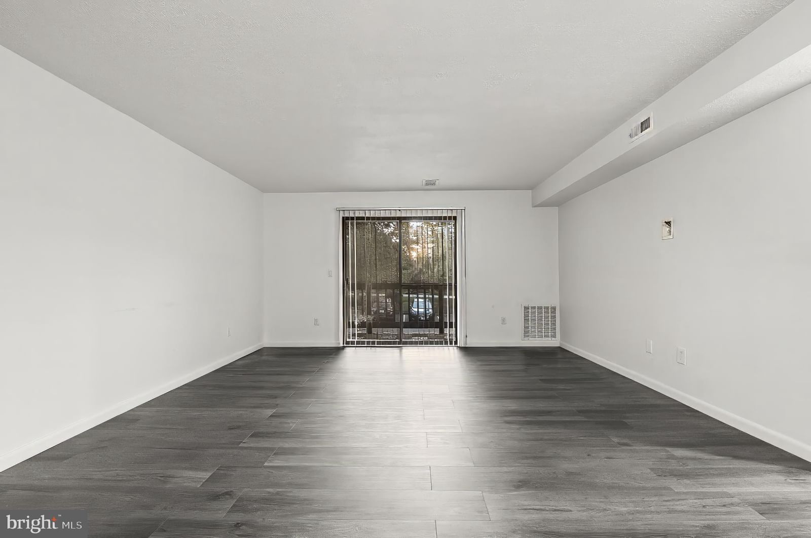 1002 MAGNOLIA WOODS COURT #1002-E photograph