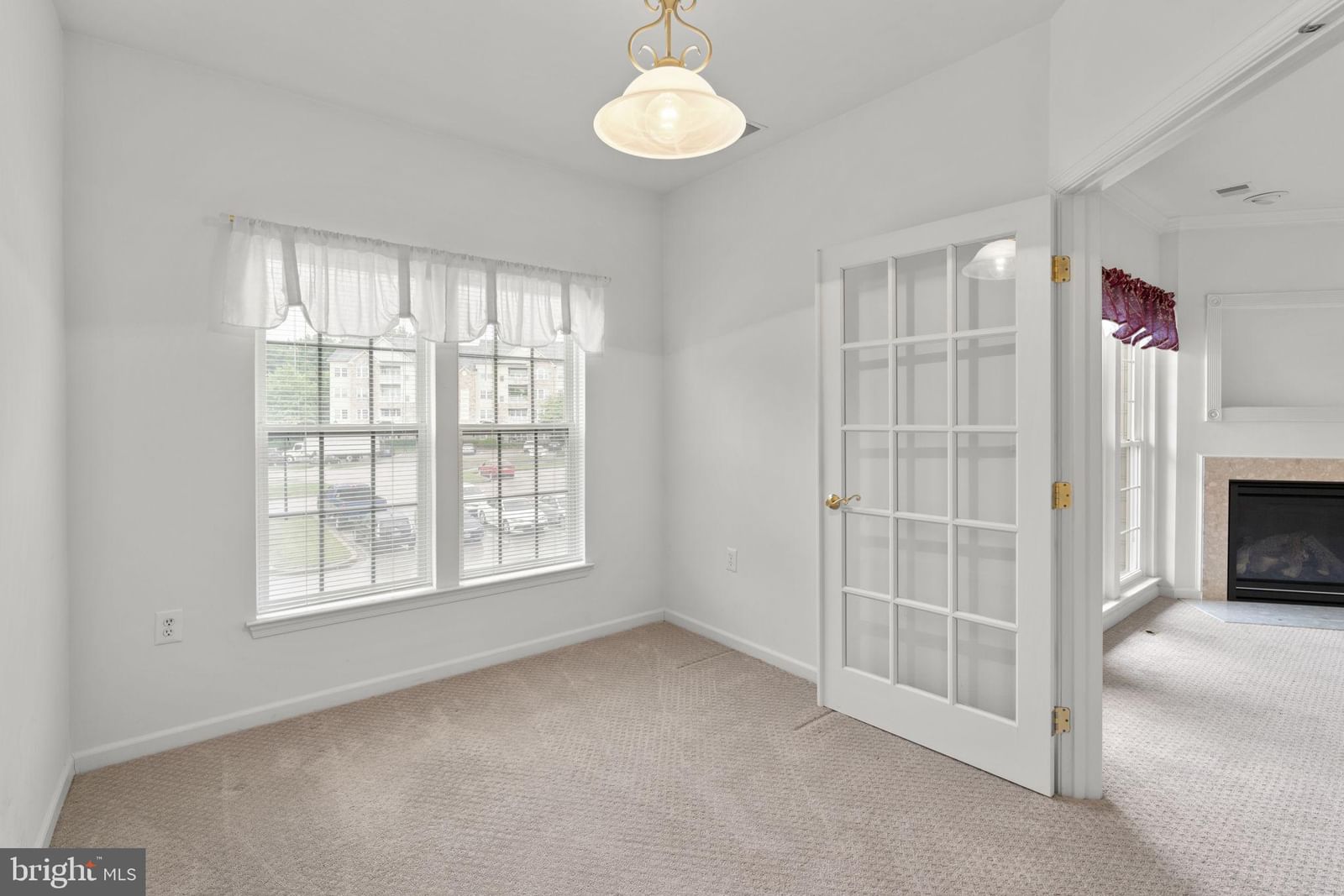 11185 CHAMBERS COURT #H photograph
