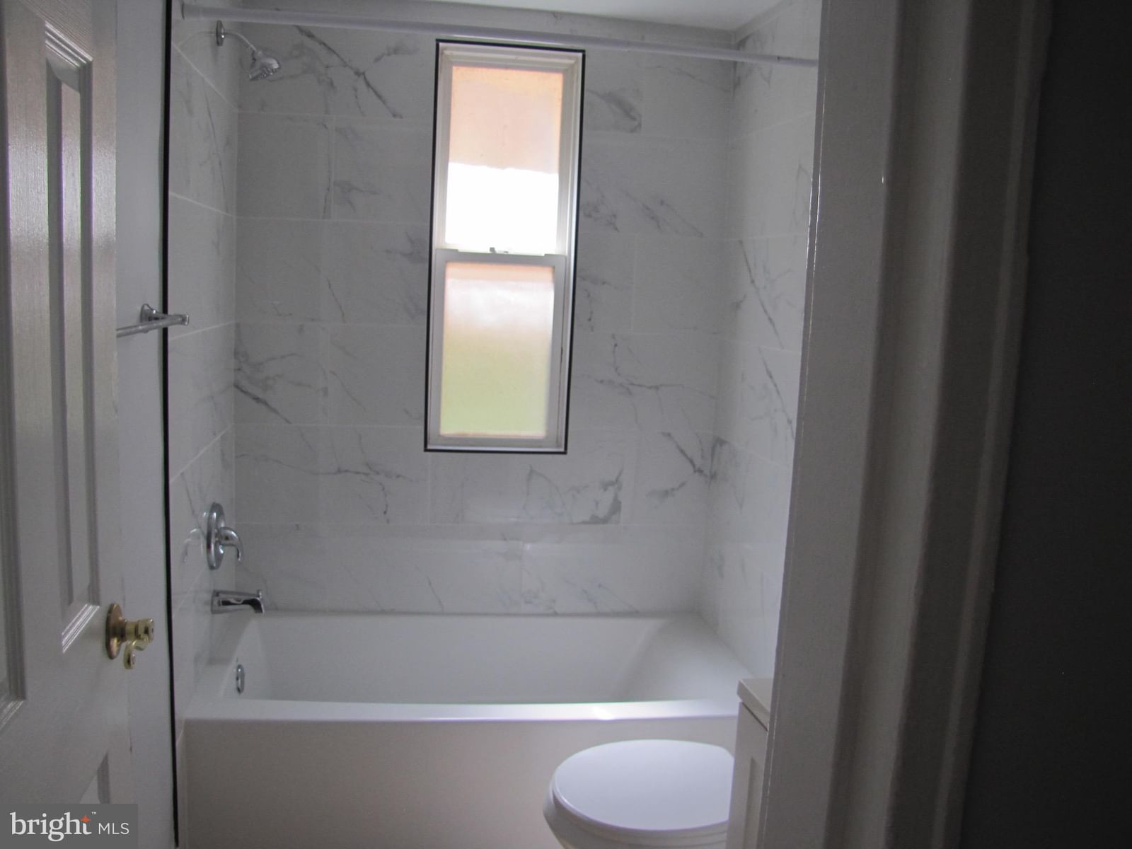 116 LEE AVENUE #105 photograph