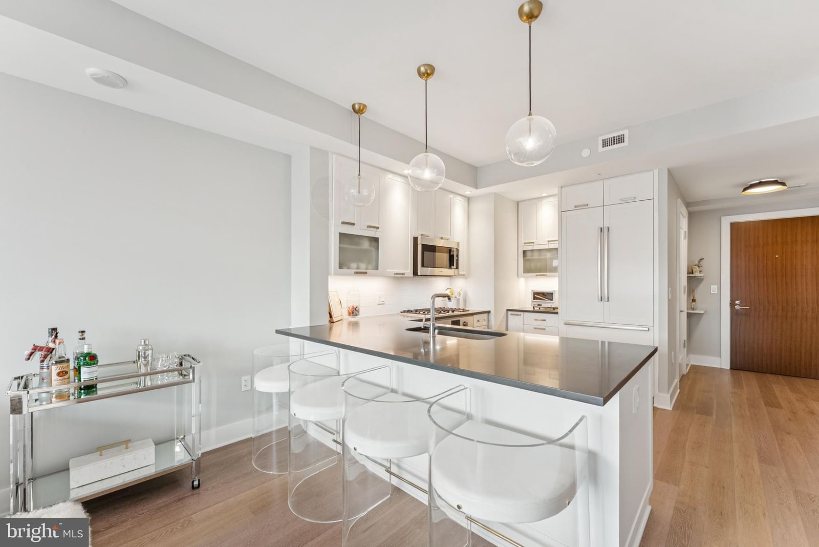 4960 FAIRMONT AVENUE #904 photograph