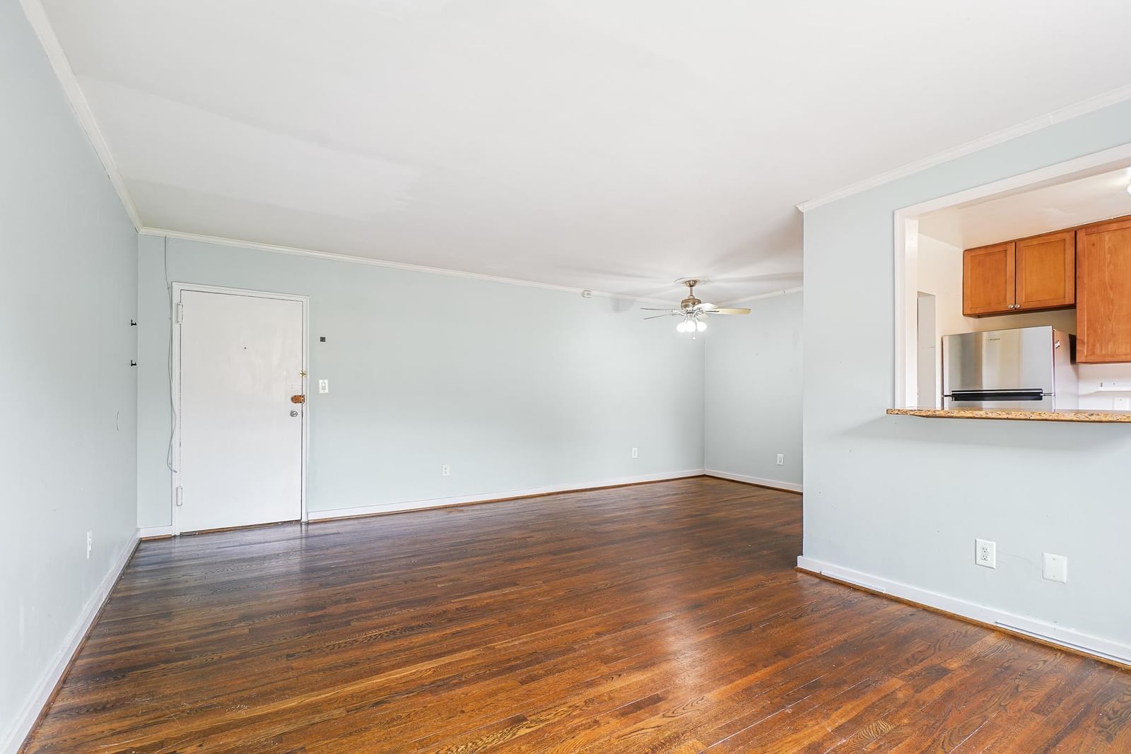 116 LEE AVENUE #501 photograph