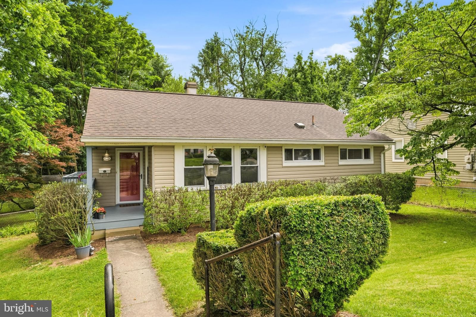 1125 PARRISH DR, ROCKVILLE 20851, MD