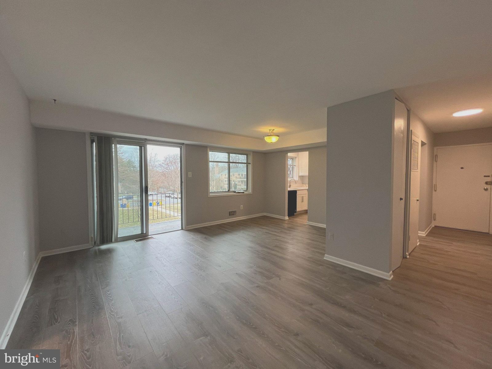 10500 WEYMOUTH STREET #104 photograph