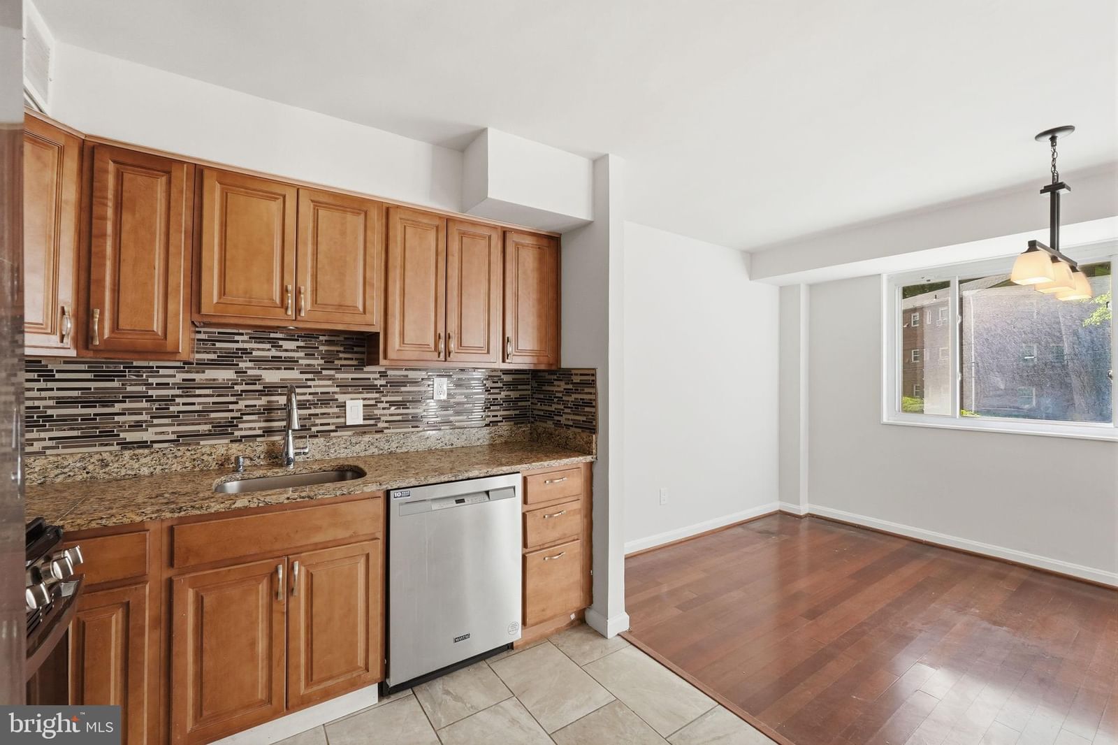 95 E WAYNE AVE, SILVER SPRING 20901, MD