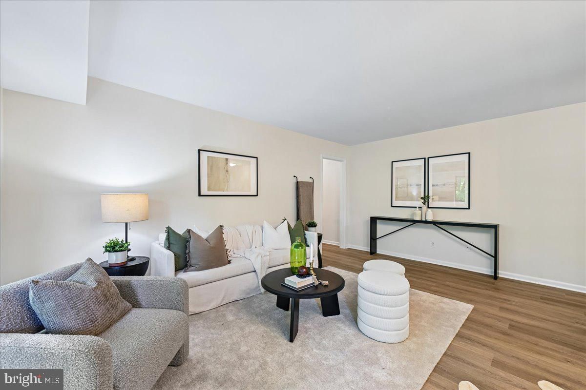 10648 MONTROSE AVENUE #M-103 photograph